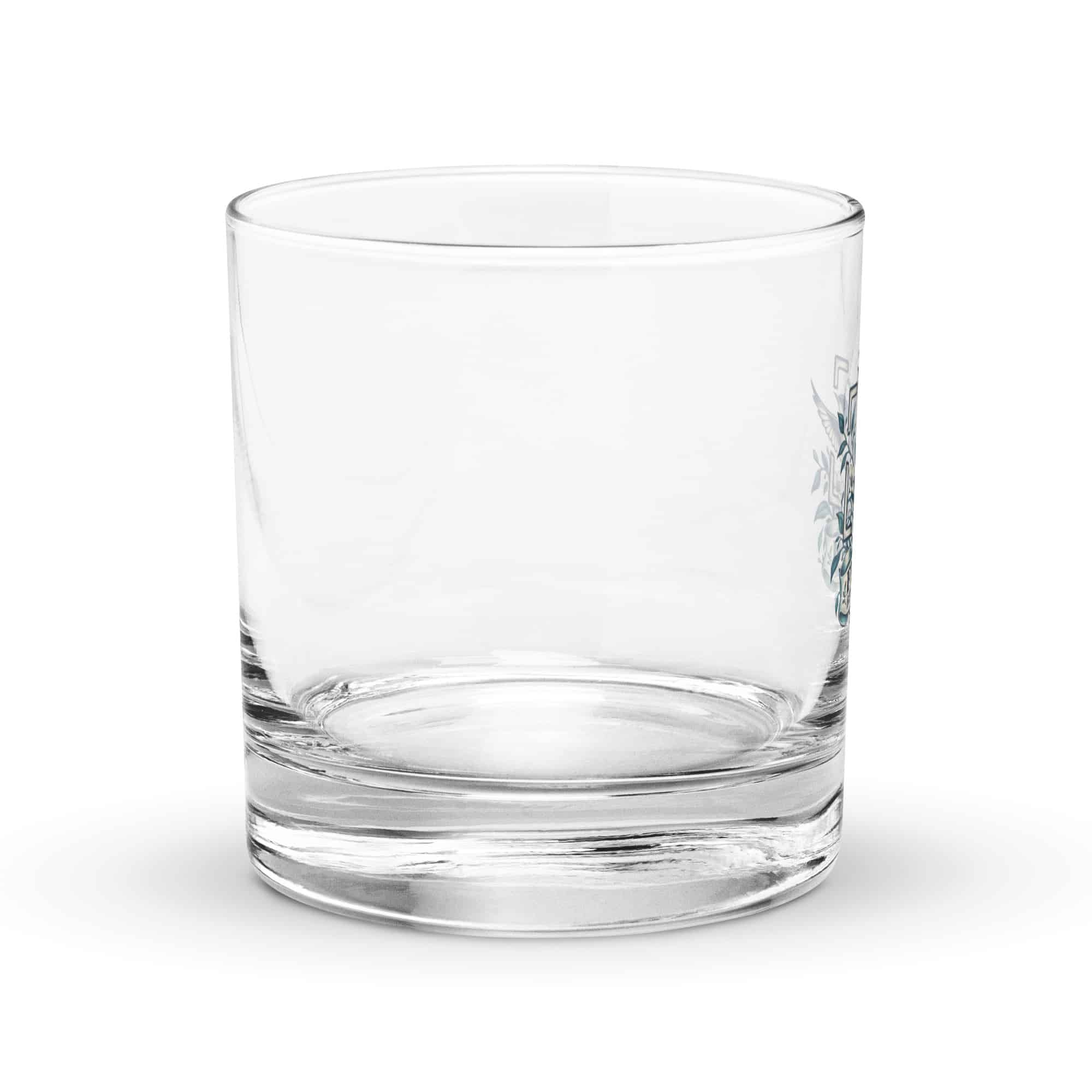 Rocks Glass: Freedom beyond the frame