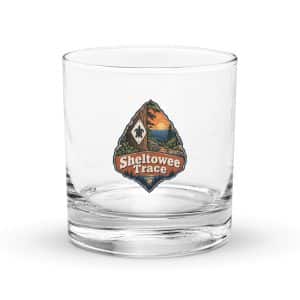 Sheltowee Trace Rocks Glass: Sheltowee Trace, Scenic Shield Badge - 10.5 oz - Main