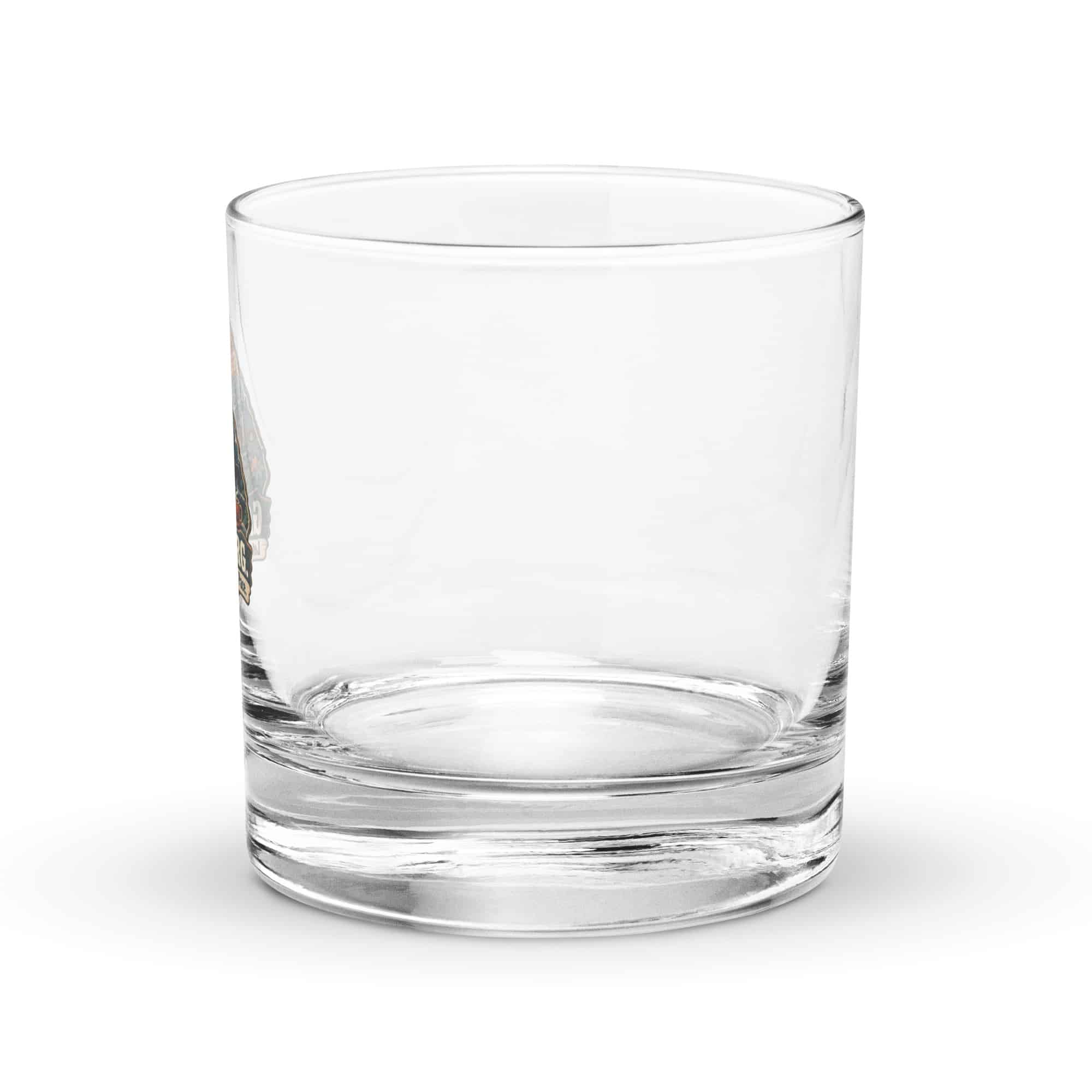 Gatlinburg and the Smokies Rocks Glass: Gatlinburg. Let the Mountains Set the Pace, Scenic Shield Badge