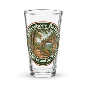 Red River Gorge Pint Glass: Somewhere Between the Rocks and the Trees, Vintage Round Badge - 16 oz - Main
